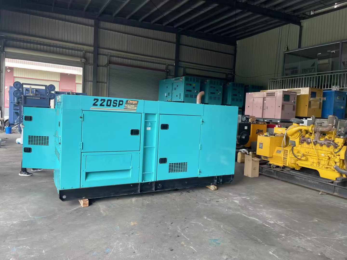肃北800kW 柴油发电机的输出电流波动范围是多少?